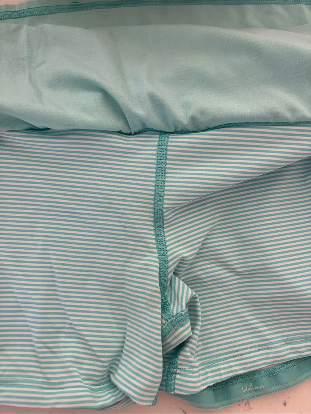 Women’s Vintage Lululemon Aqua Polka Dot Athletic Skort with Built-In